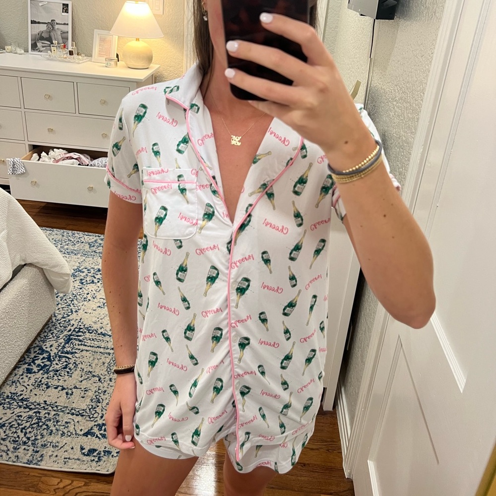 The Royal Standard champagne Pj set